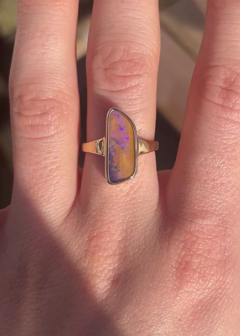 'Solara' Ring - 9ct Gold